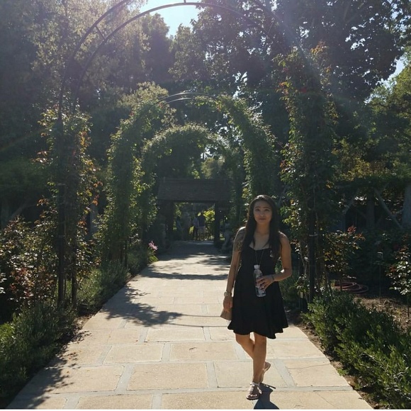 Meet your Posher, Jean - Picture 6 of 8